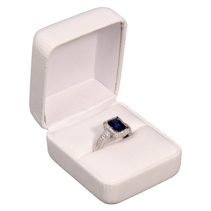 Redondo Single Ring Box