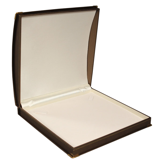 Monterey Necklace Box